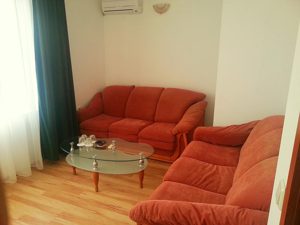 Guest House Rona - Free Parking And Sea View 스베티 블라스 외부 사진